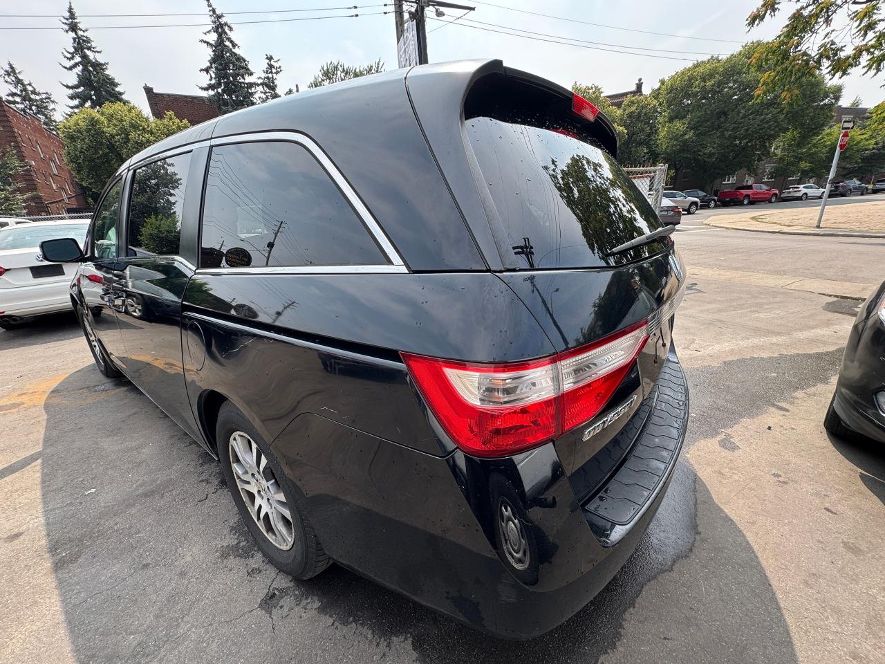 2012 Honda Odyssey EX - Photo #7