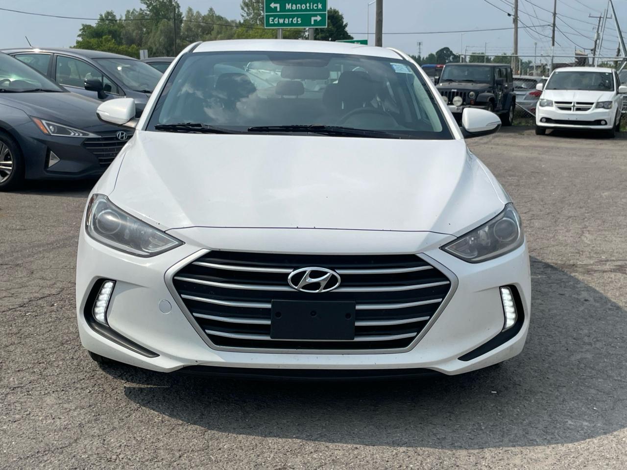 2018 Hyundai Elantra GL - Photo #8