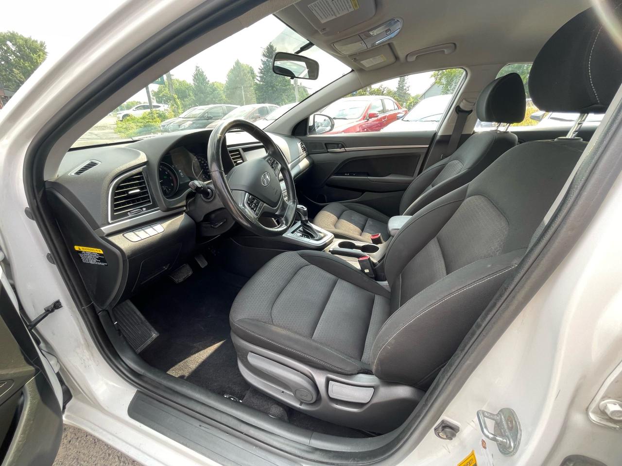 2018 Hyundai Elantra GL - Photo #9