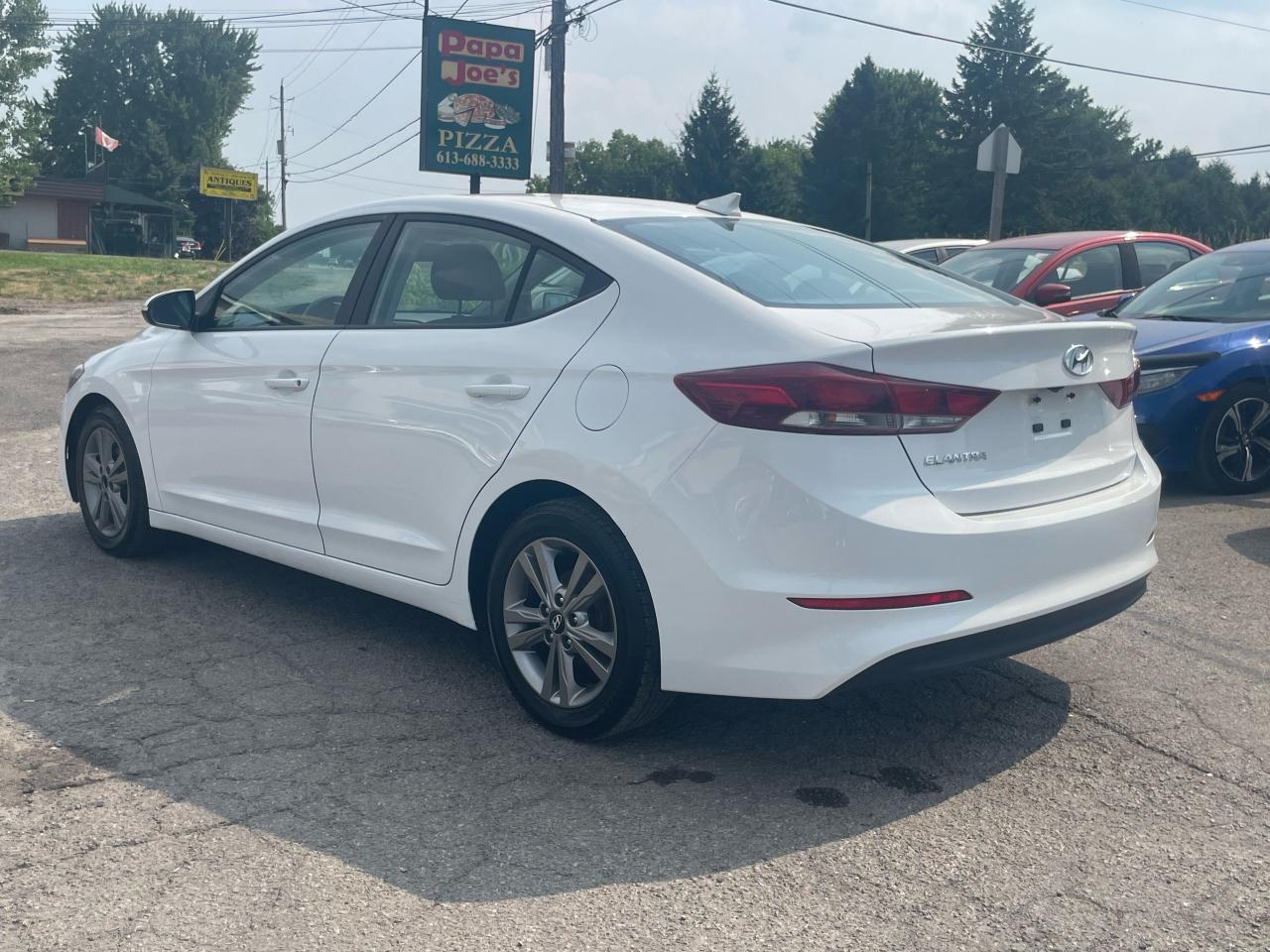 2018 Hyundai Elantra GL - Photo #3