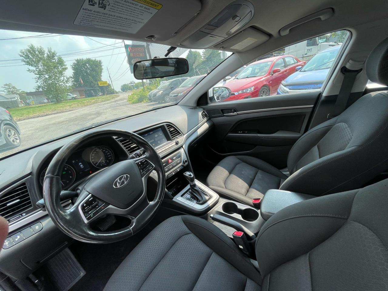 2018 Hyundai Elantra GL - Photo #10