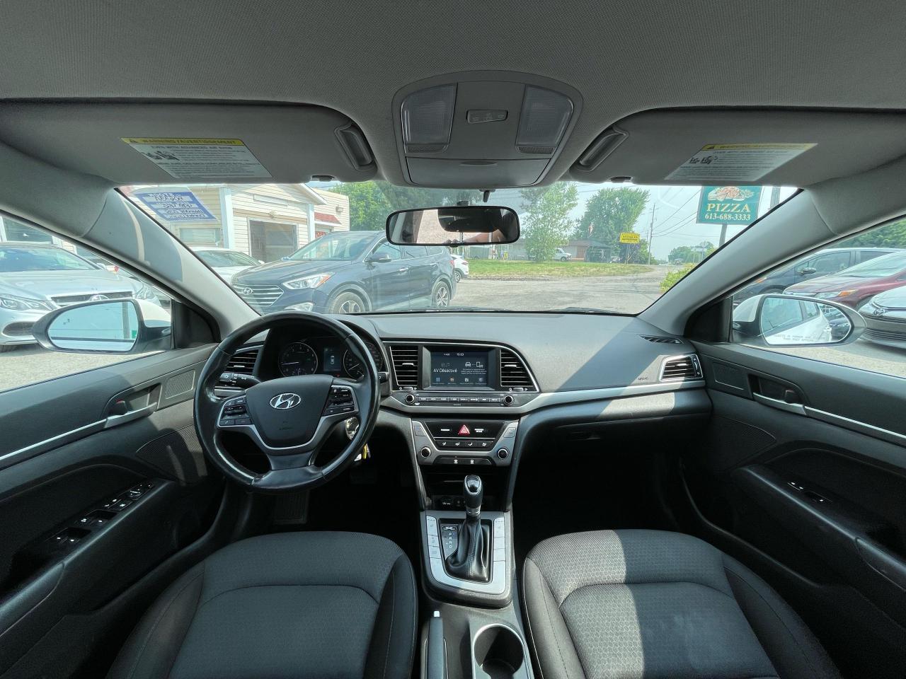 2018 Hyundai Elantra GL - Photo #12