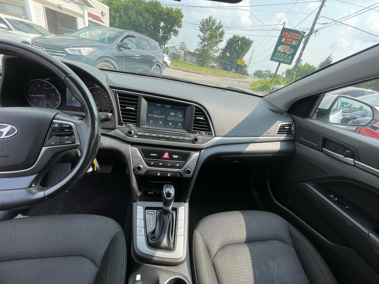 2018 Hyundai Elantra GL - Photo #14