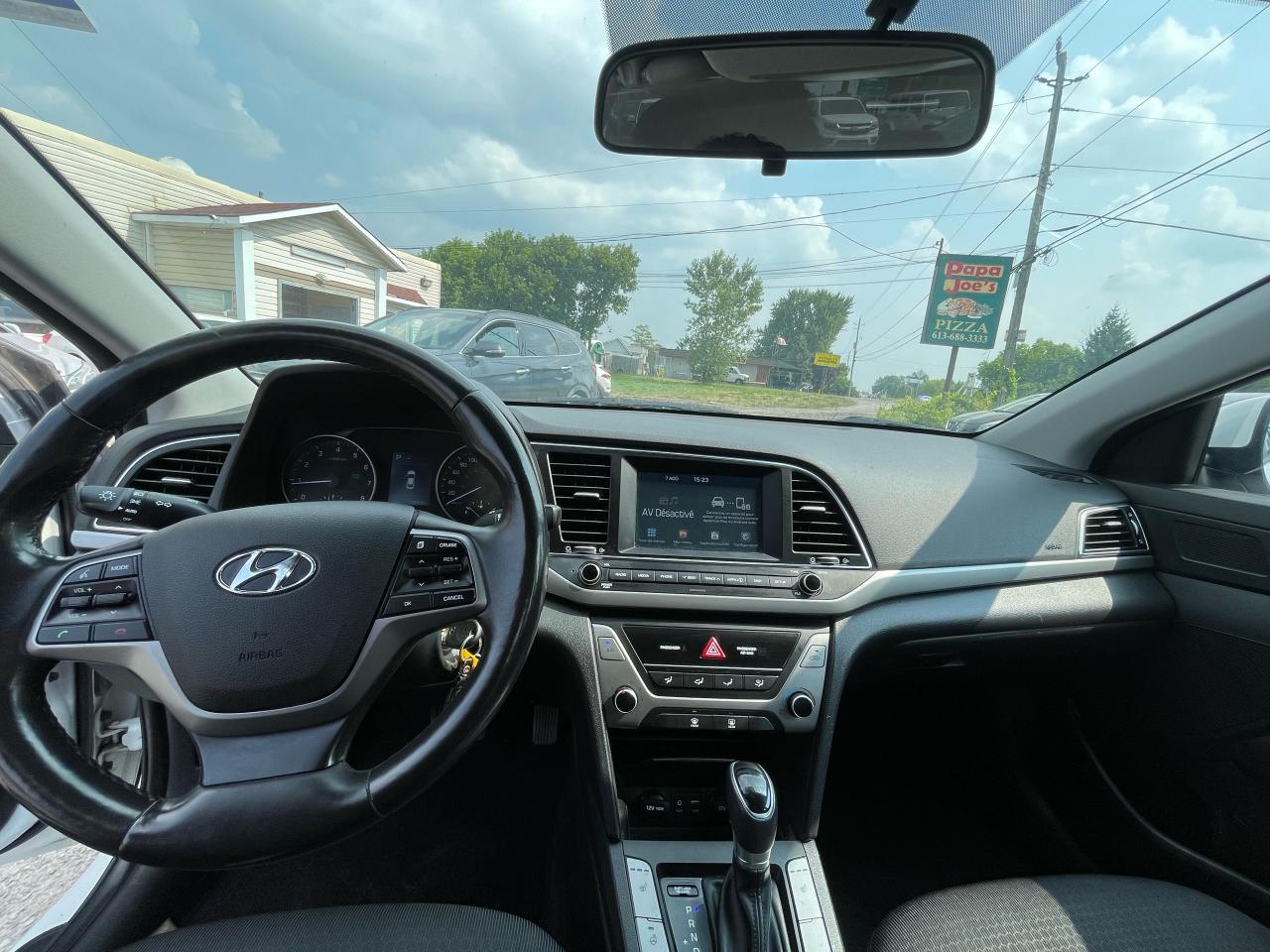 2018 Hyundai Elantra GL - Photo #13