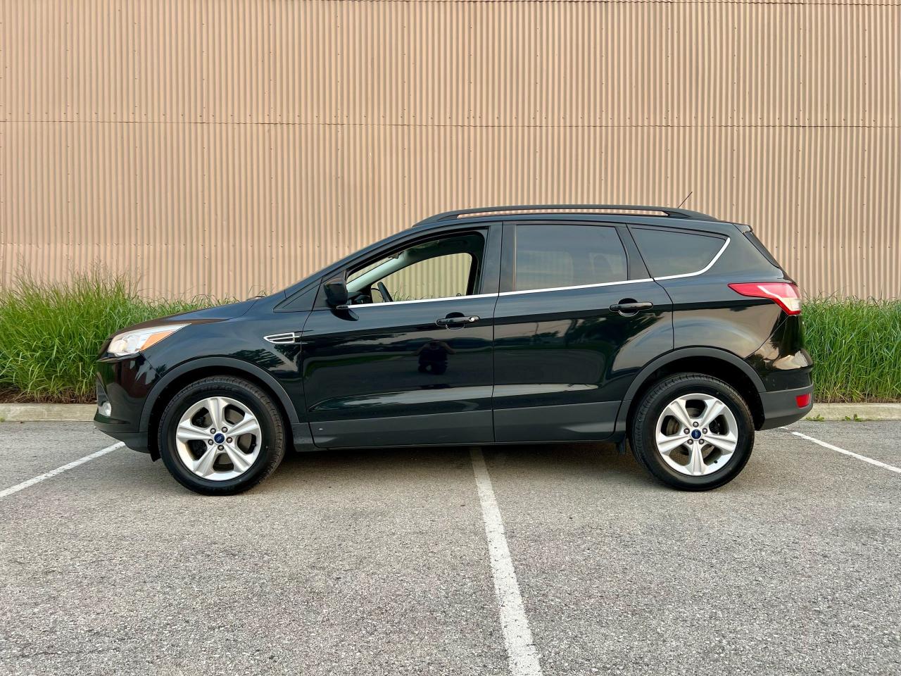 2014 Ford Escape SE - Photo #6