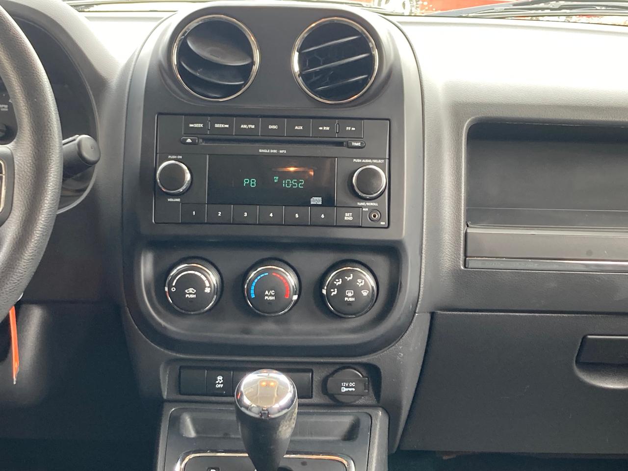 2011 Jeep Patriot north - Photo #11