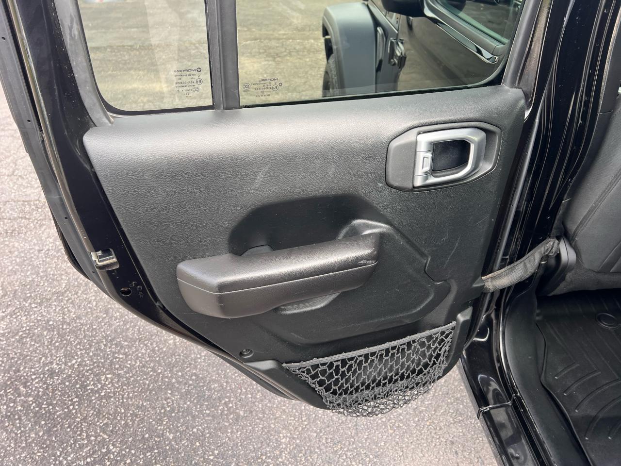 2018 Jeep Wrangler SPORT Photo43