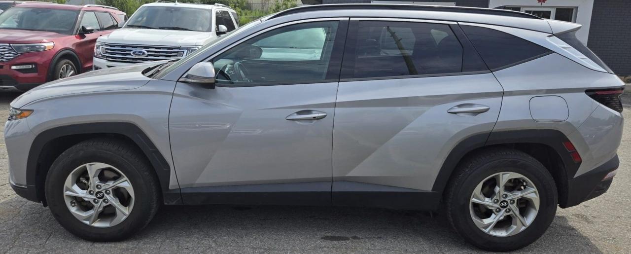2022 Hyundai Tucson PREFERRED TREND PKG / ROOF / LEATHER / AWD - Photo #2