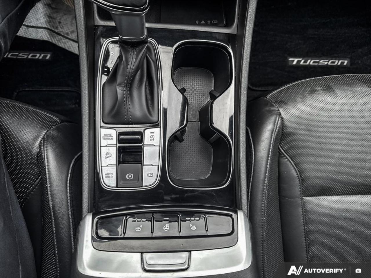 2022 Hyundai Tucson PREFERRED TREND PKG / ROOF / LEATHER / AWD - Photo #16