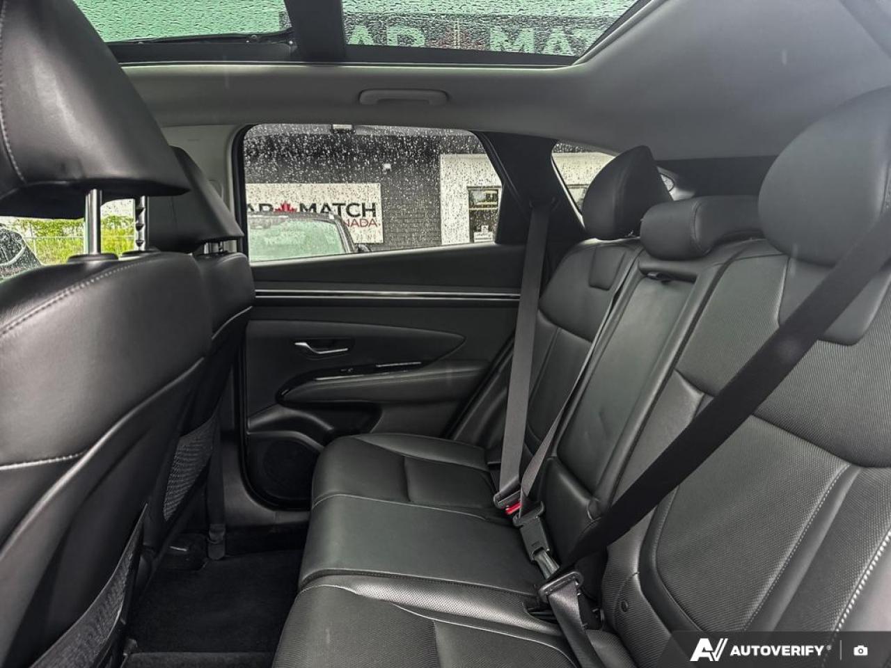 2022 Hyundai Tucson PREFERRED TREND PKG / ROOF / LEATHER / AWD - Photo #10