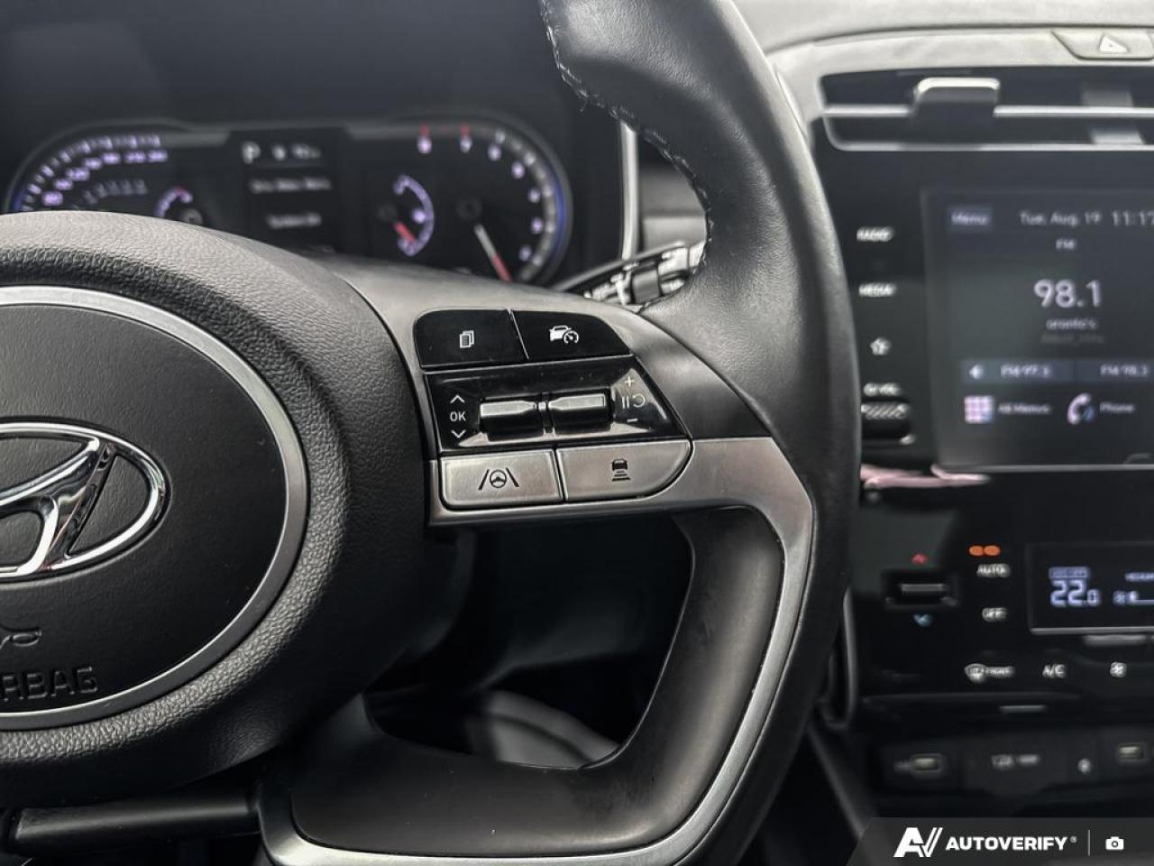 2022 Hyundai Tucson PREFERRED TREND PKG / ROOF / LEATHER / AWD - Photo #20
