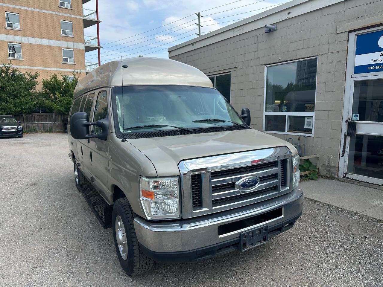Used 2013 Ford Econoline Commercial for sale in Waterloo, ON
