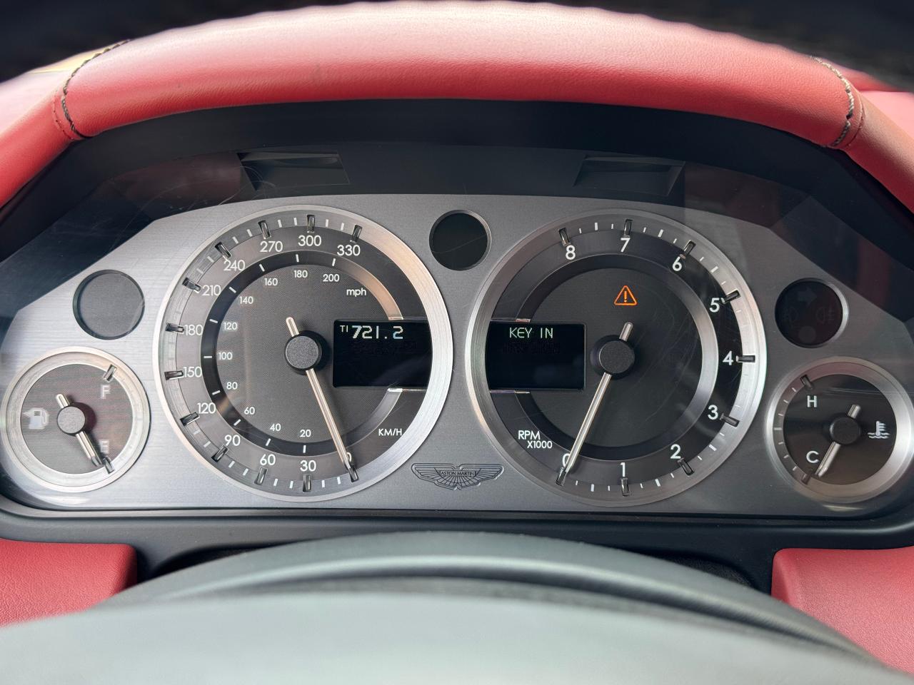 2008 Aston Martin Vantage Coupe **RED LEATHER INTERIOR** - Photo #24