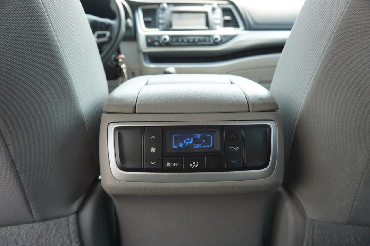 2014 Toyota Highlander V6 LE AWD CERTIFIED *7 SEATS*ACCIDENT FREE* CAMERA BLUETOOTH CRUISE ALLOYS - Photo #24