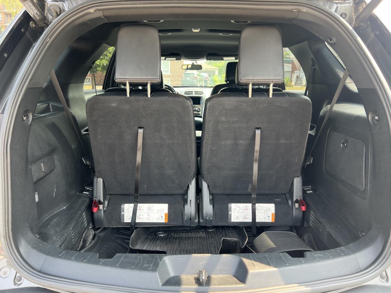 2018 Ford Explorer XLT 4WD - Photo #8