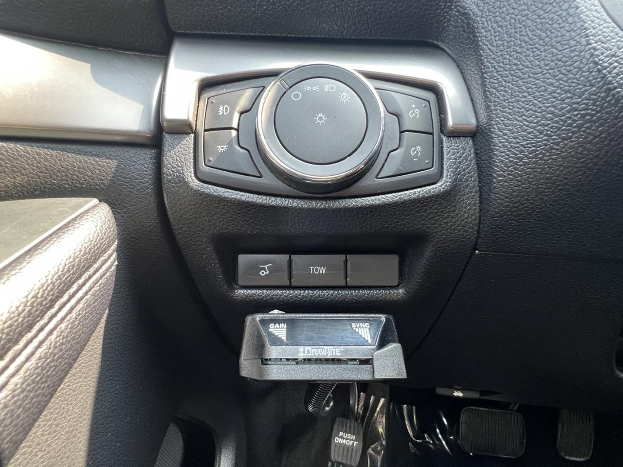 2018 Ford Explorer XLT 4WD - Photo #22