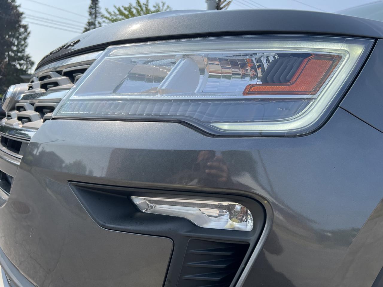 2018 Ford Explorer XLT 4WD - Photo #25
