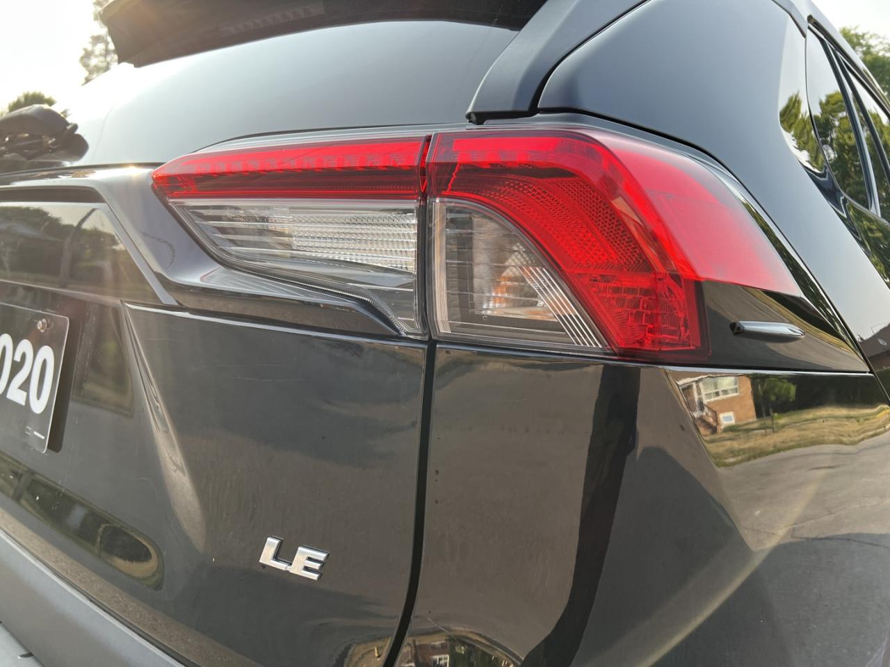 2020 Toyota RAV4 LE - Photo #7