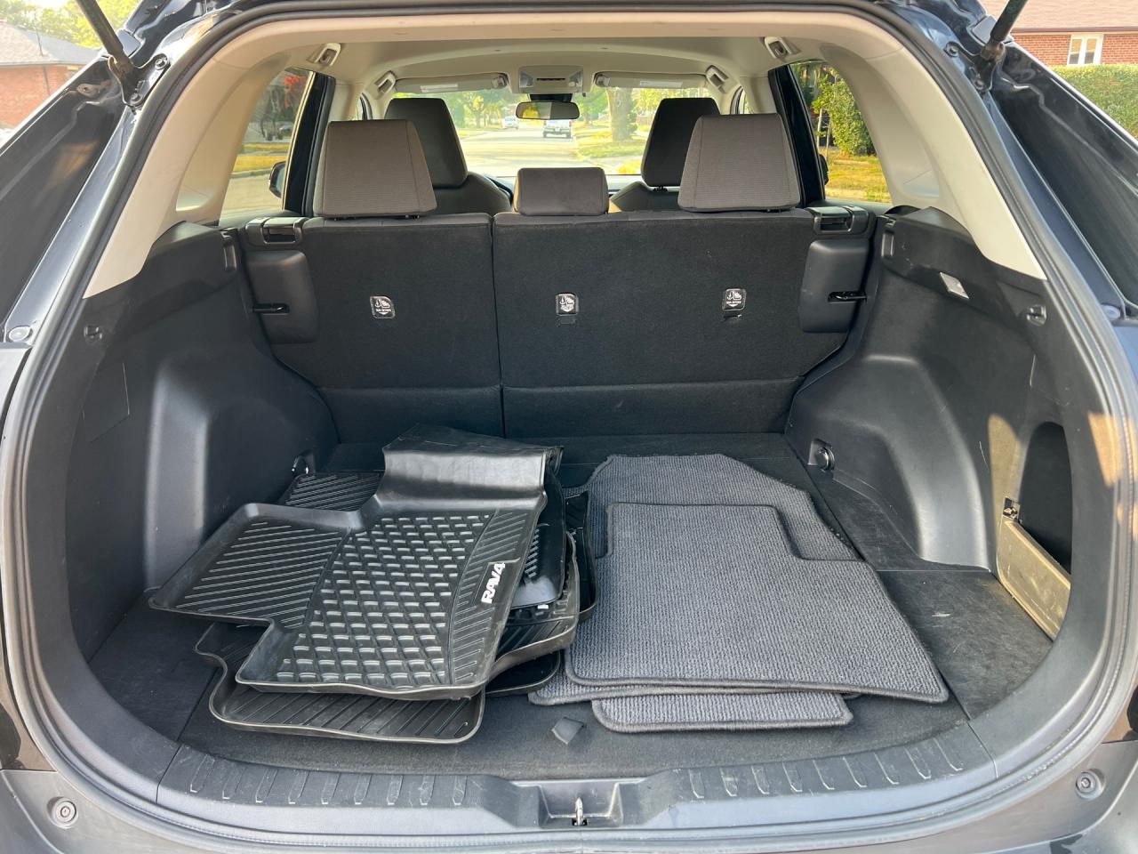 2020 Toyota RAV4 LE - Photo #8