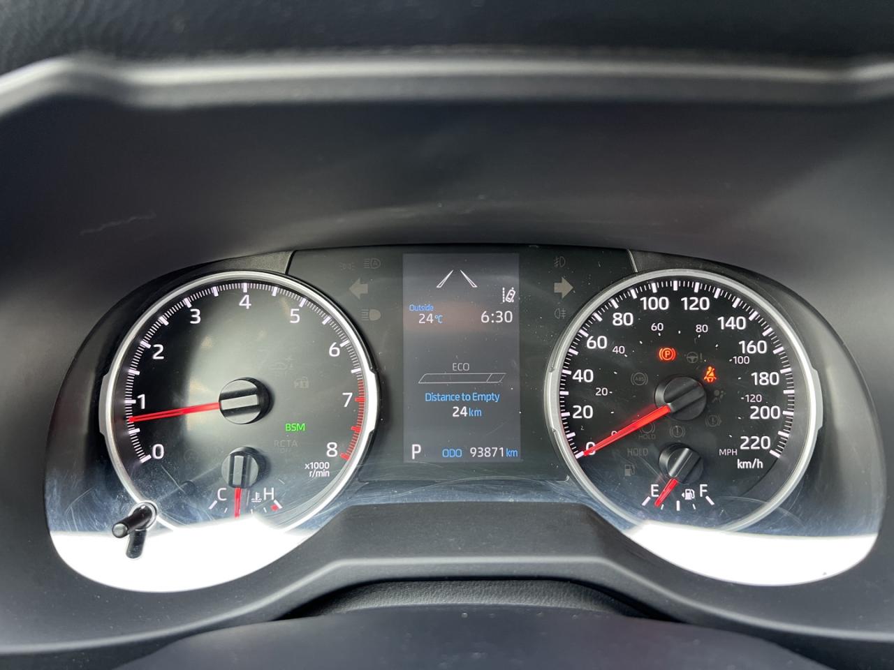 2020 Toyota RAV4 LE - Photo #15