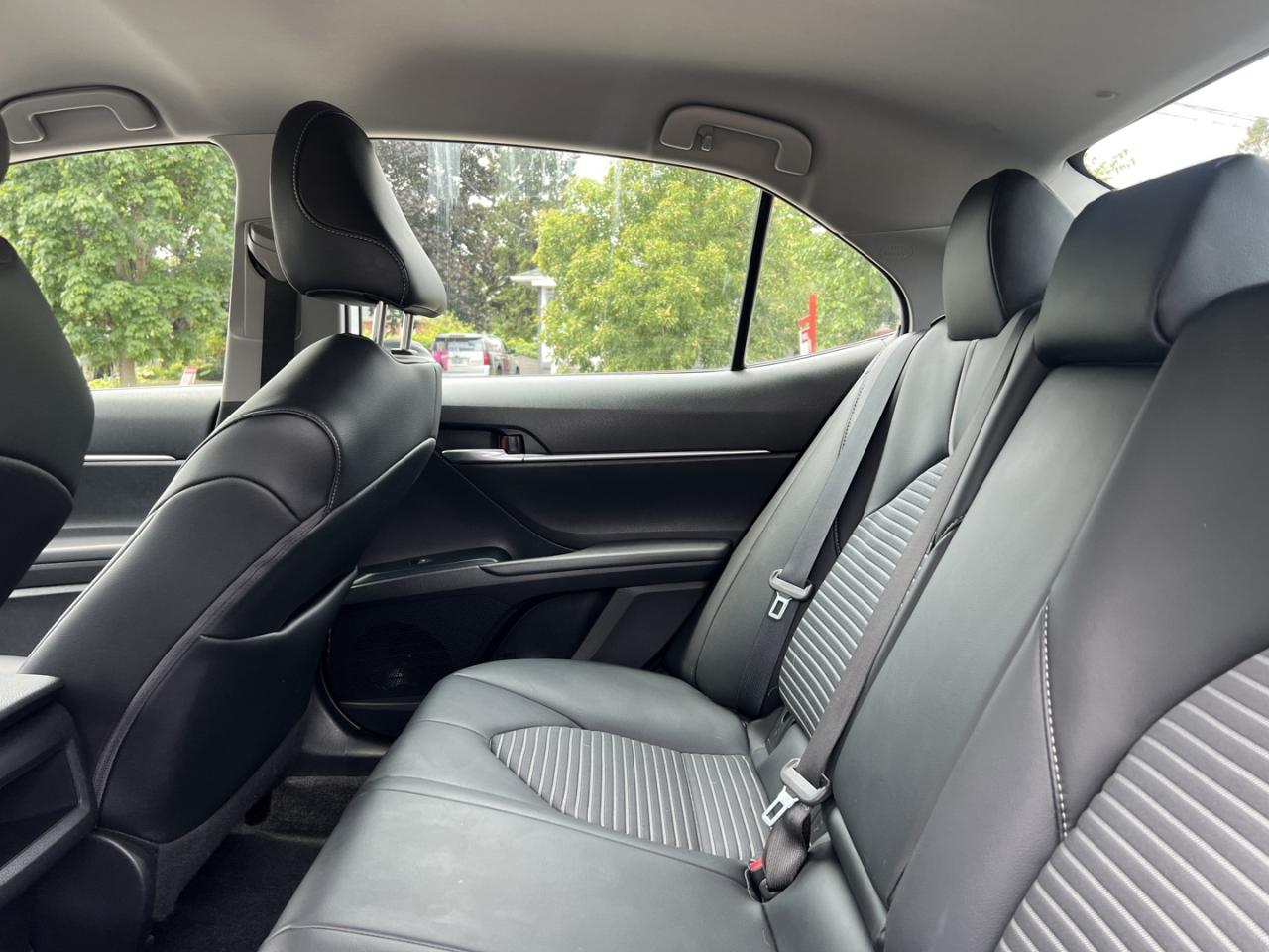 2020 Toyota Camry SE - Photo #15