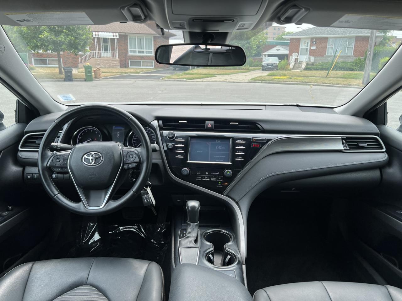 2020 Toyota Camry SE - Photo #16