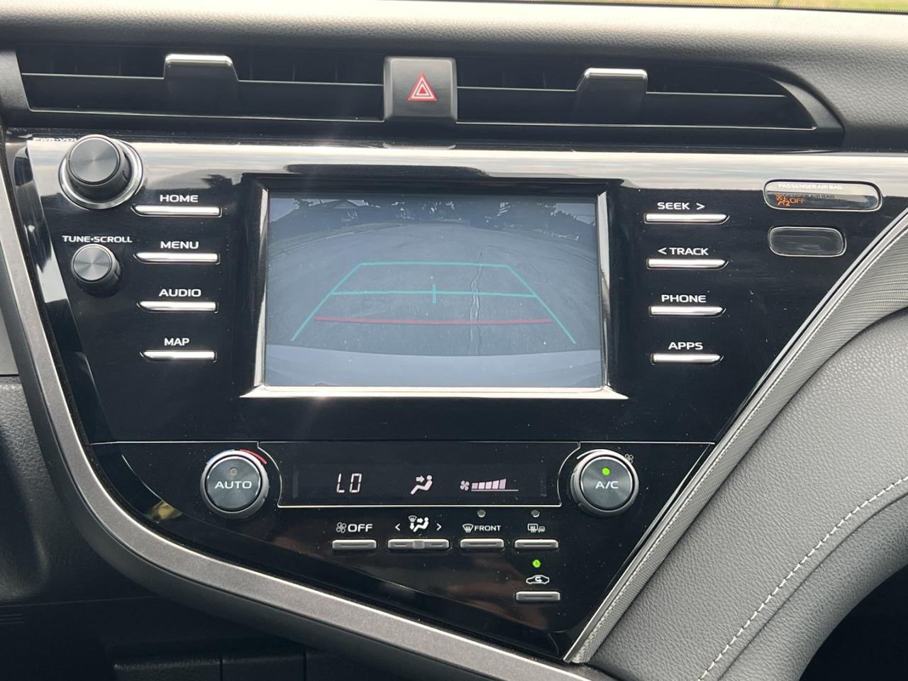 2020 Toyota Camry SE - Photo #20