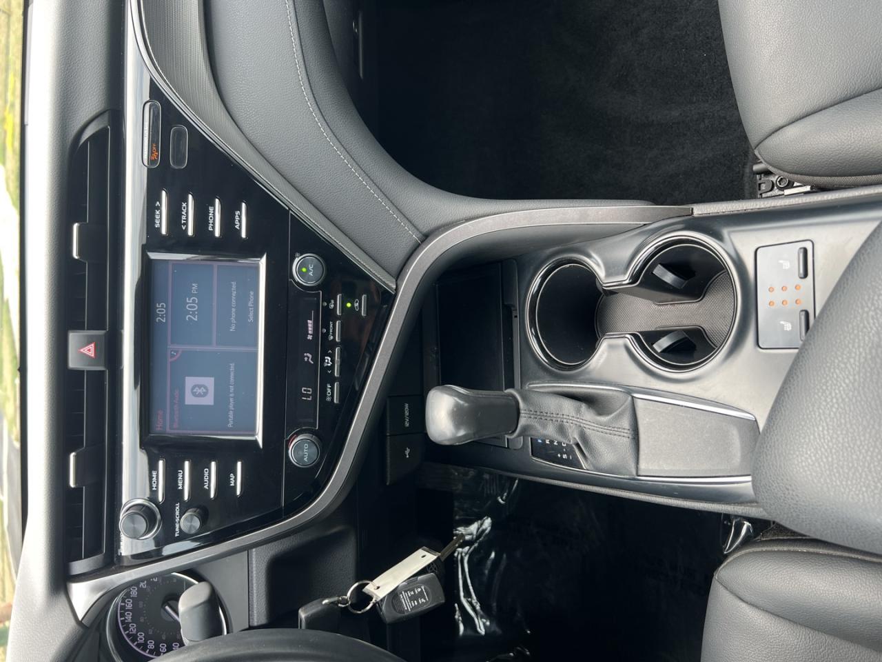 2020 Toyota Camry SE - Photo #22