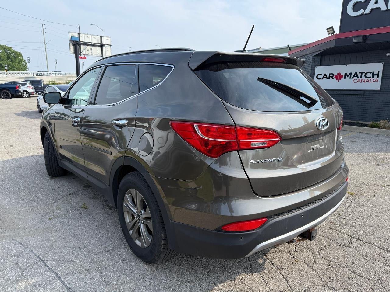 2014 Hyundai Santa Fe Sport AWD 2.4L PREMIUM / YOU SAFETY YOU SAVE - Photo #2