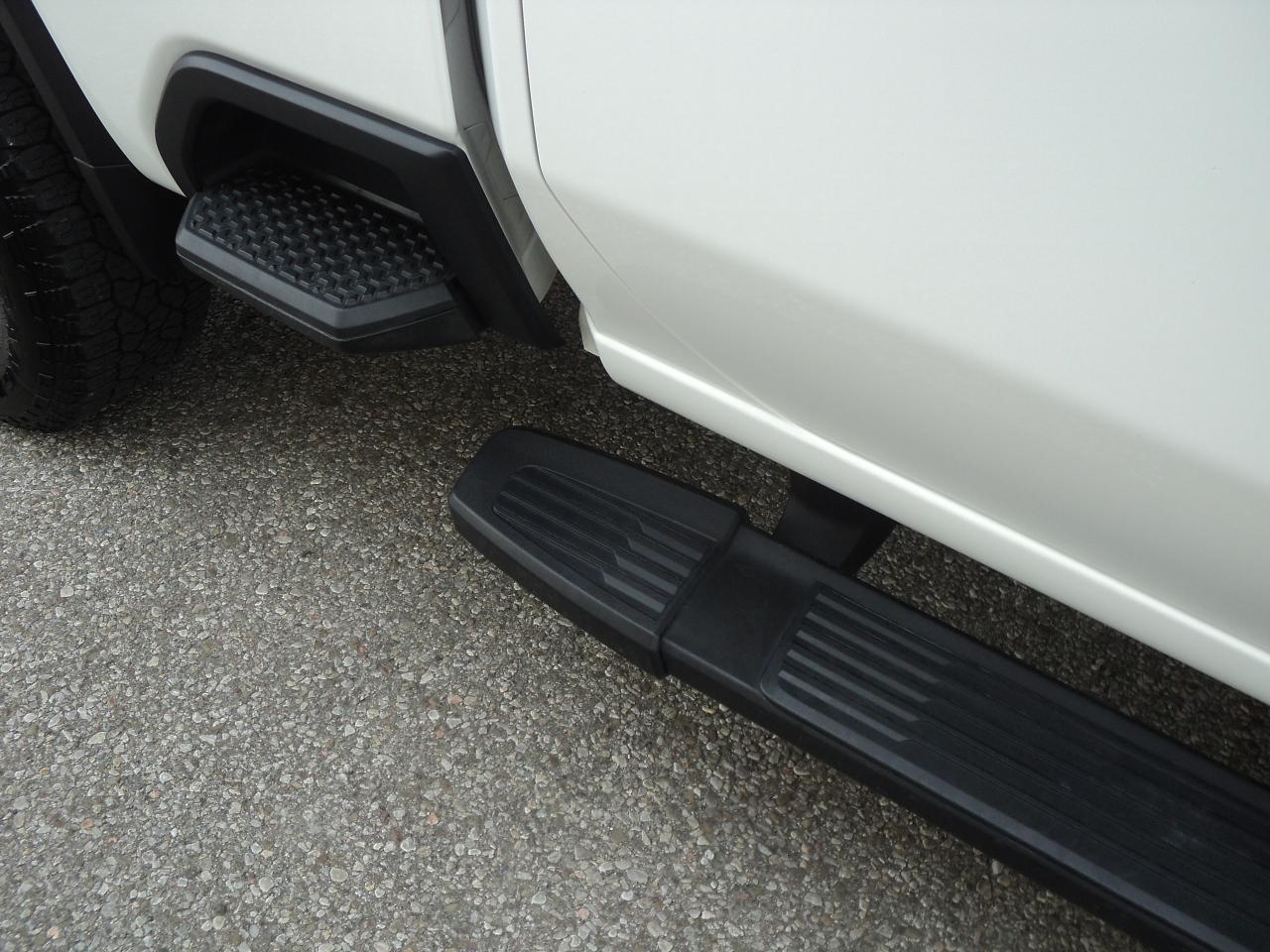 2024 Chevrolet Silverado 2500 Custom CrewCab4WD 6.6L8cylDuramaxDiesel 6'10"Box - Photo #28