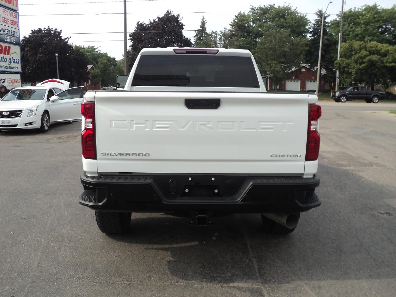 2024 Chevrolet Silverado 2500 Custom CrewCab4WD 6.6L8cylDuramaxDiesel 6'10"Box - Photo #8