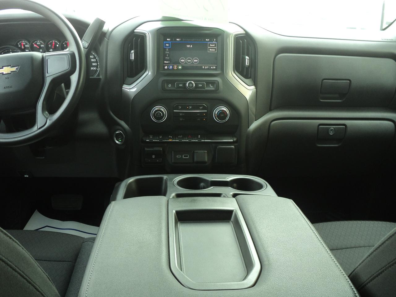 2024 Chevrolet Silverado 2500 Custom CrewCab4WD 6.6L8cylDuramaxDiesel 6'10"Box - Photo #16