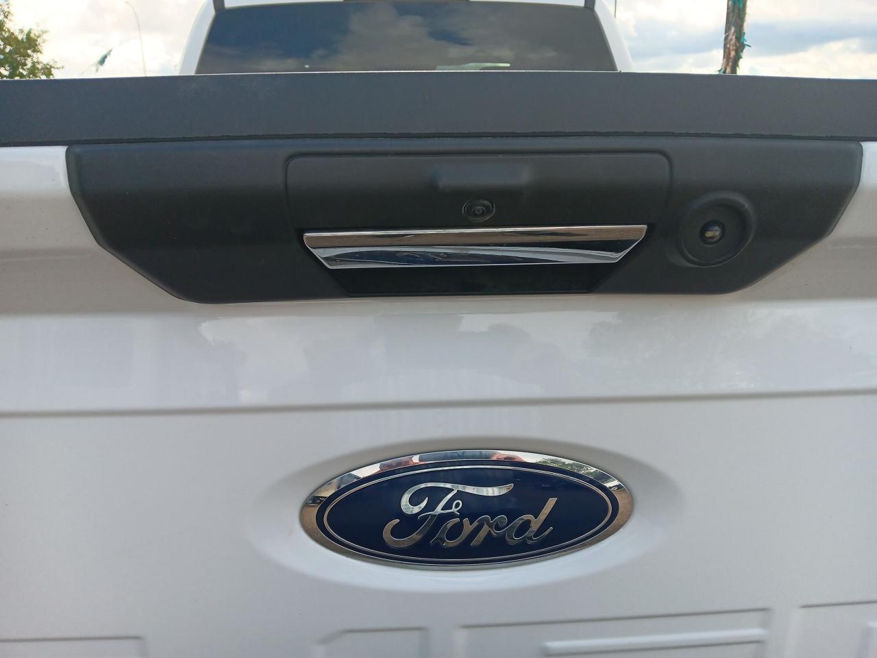 2021 Ford F-150 XLT Supercab 4x4, BU Cam Trailer Package, Blindspo - Photo #9