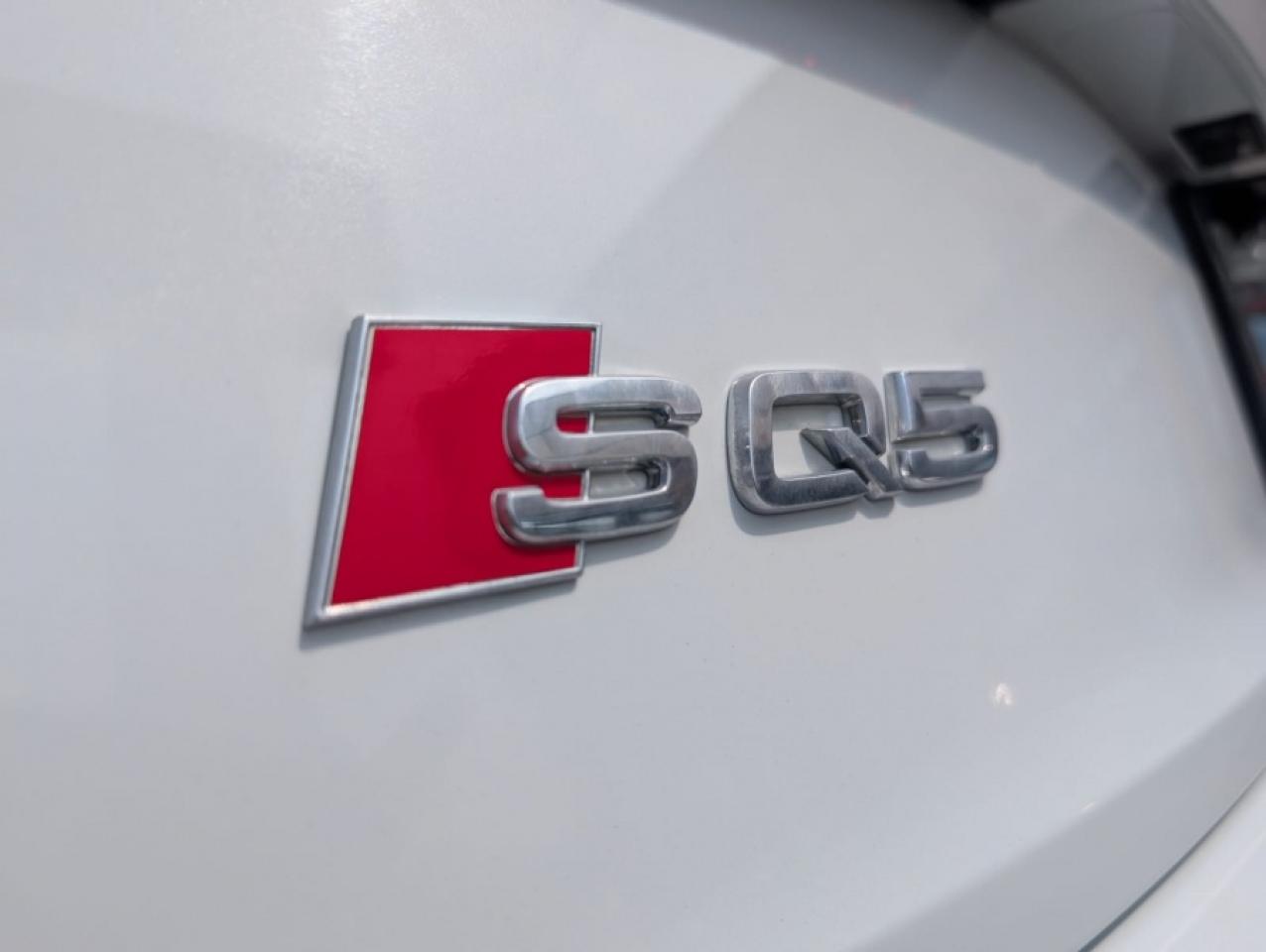 2019 Audi SQ5 3.0T QUATTRO PREMIUM - Photo #9