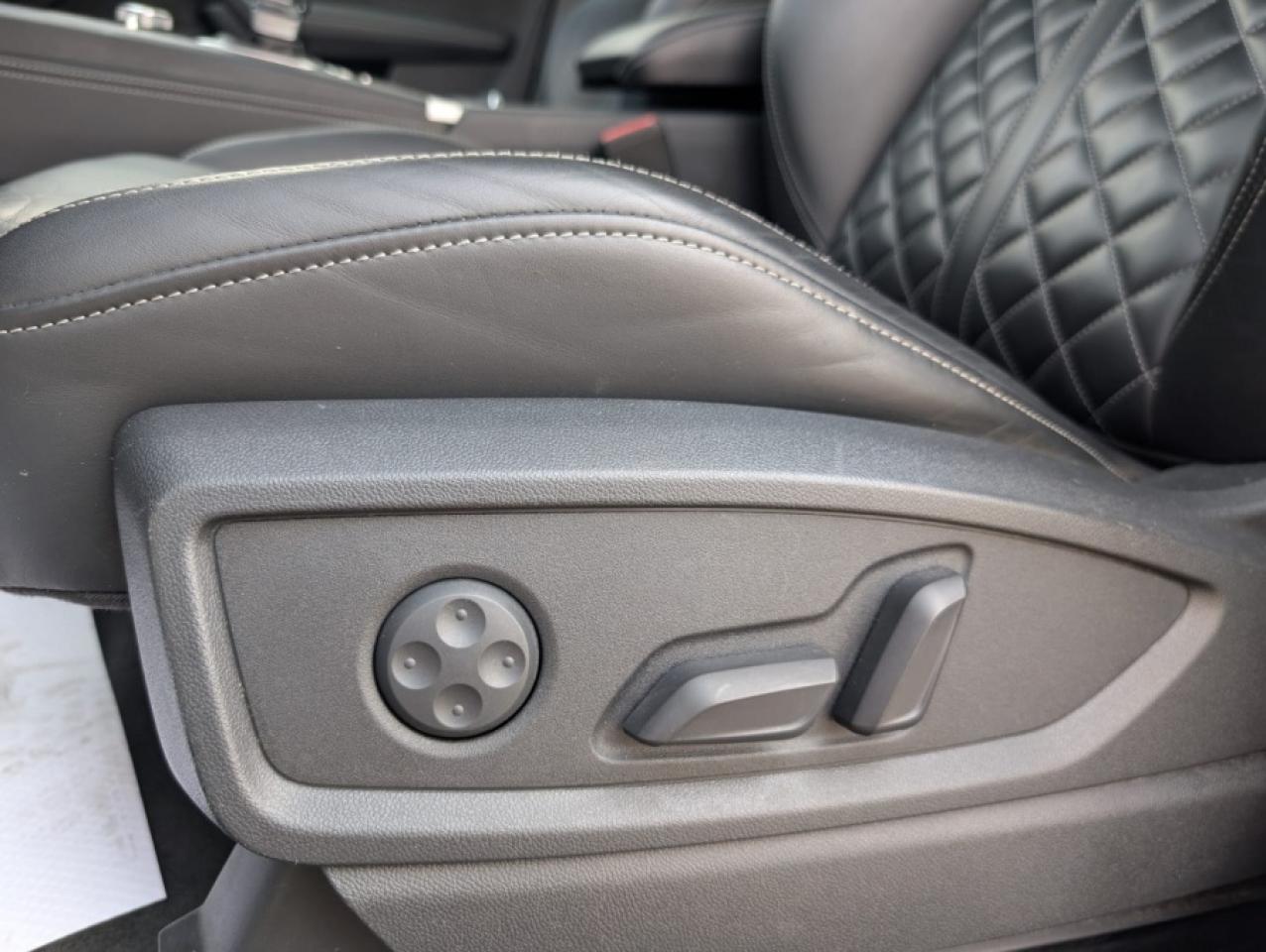 2019 Audi SQ5 3.0T QUATTRO PREMIUM - Photo #11