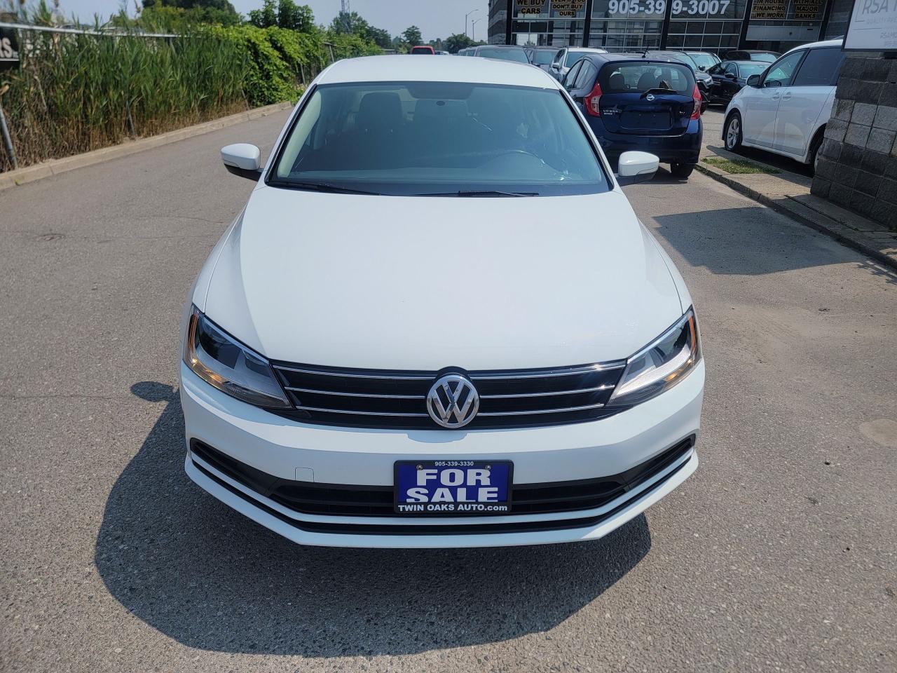 2016 Volkswagen Jetta Trendline - Photo #2