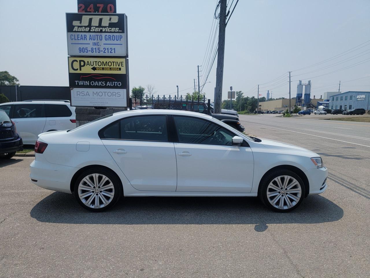 2016 Volkswagen Jetta Trendline Photo3
