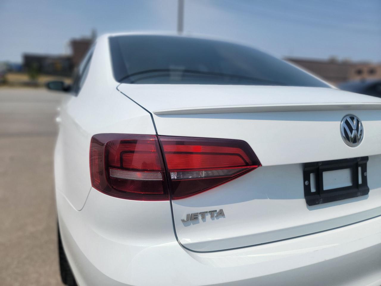 2016 Volkswagen Jetta Trendline - Photo #7