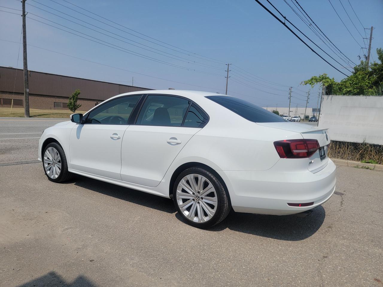 2016 Volkswagen Jetta Trendline - Photo #8