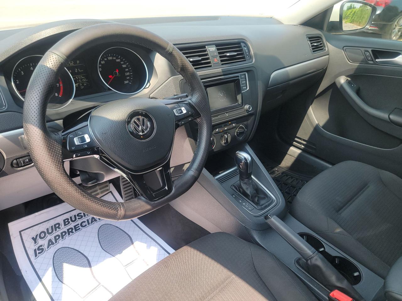 2016 Volkswagen Jetta Trendline - Photo #10