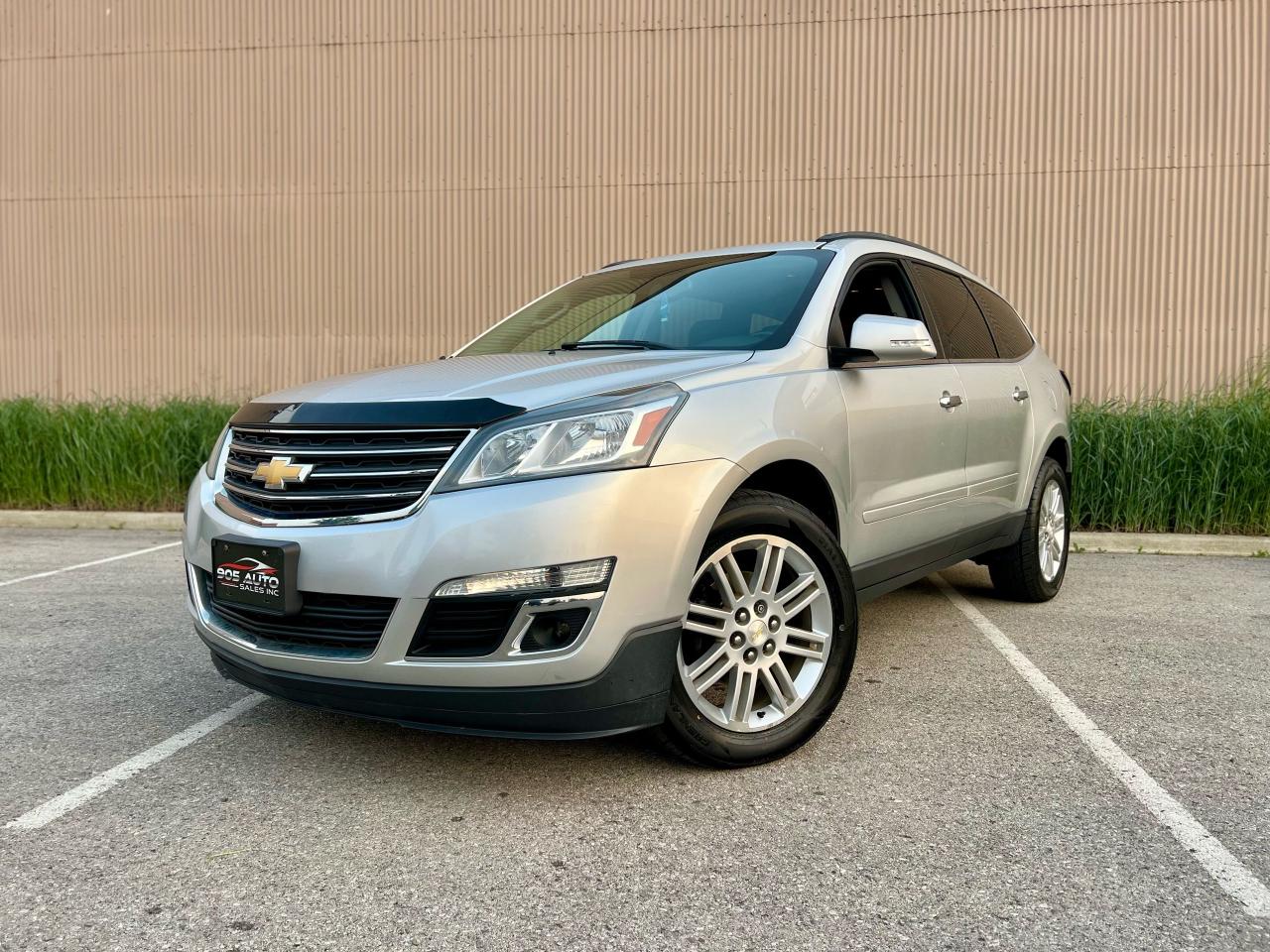 Used 2015 Chevrolet Traverse LT for sale in Thorold, ON
