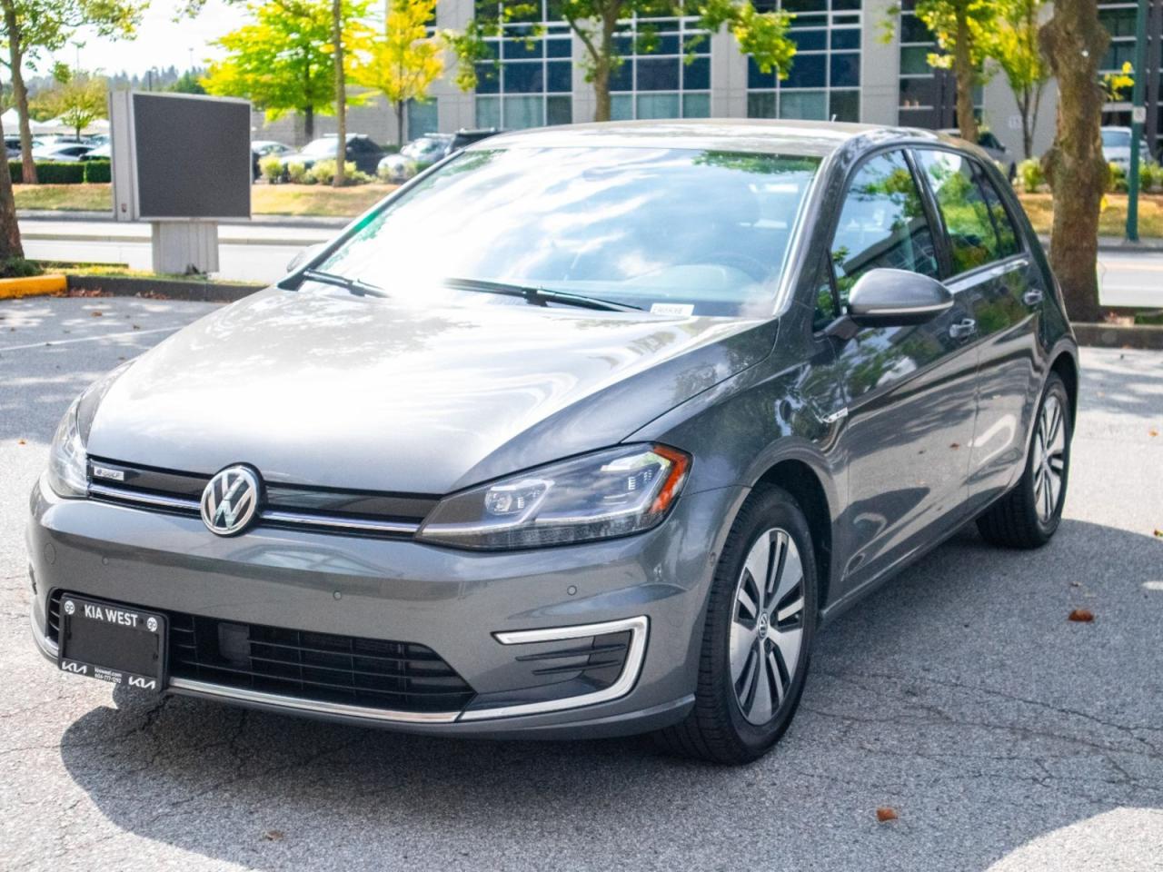 Used 2020 Volkswagen Golf e-Golf for sale in Coquitlam, BC