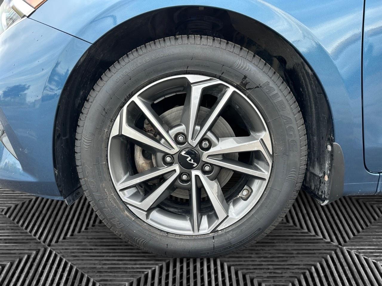 Used 2023 Kia Forte5 EX IVT for sale in Orleans, ON