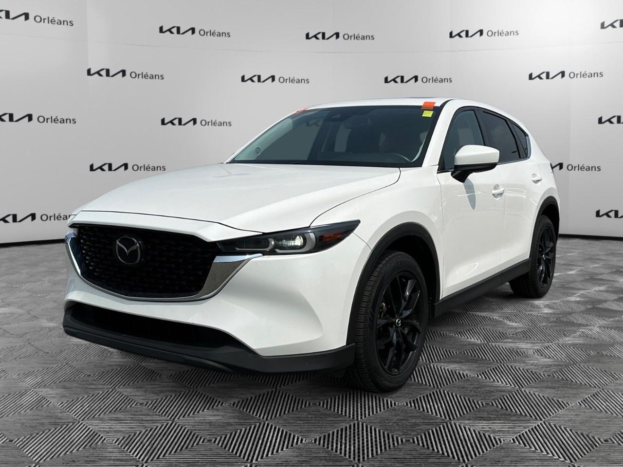 <p>WE ACCEPT ALL MAKE AND MODEL TRADE IN VEHICLES. JUST WANT TO <a href=https://app.openlane.ca/trade-in?token=KIA417-307c4788-1bf7-499a-84ff-65e982f8fe8b rel=nofollow><strong>SELL YOUR CAR</strong></a>? WE BUY EVERYTHING!</p><p>Advertised pricing is only available with Orleans Kias financing promotion. <span style=color:rgb( 0 , 0 , 0 )>Cash purchases are subject to a $2000 Price adjustment.</span></p><p>Ask us for more details!</p><p>DISCLAIMER: Advertised pricing includes all fees. Licensing and HST not included in the price.</p><p>Vehicle pricing, incentives, options (including standard equipment), and technical specifications listed for this vehicle may not match the exact vehicle displayed. Please confirm with a sales representative the accuracy of this information </p>