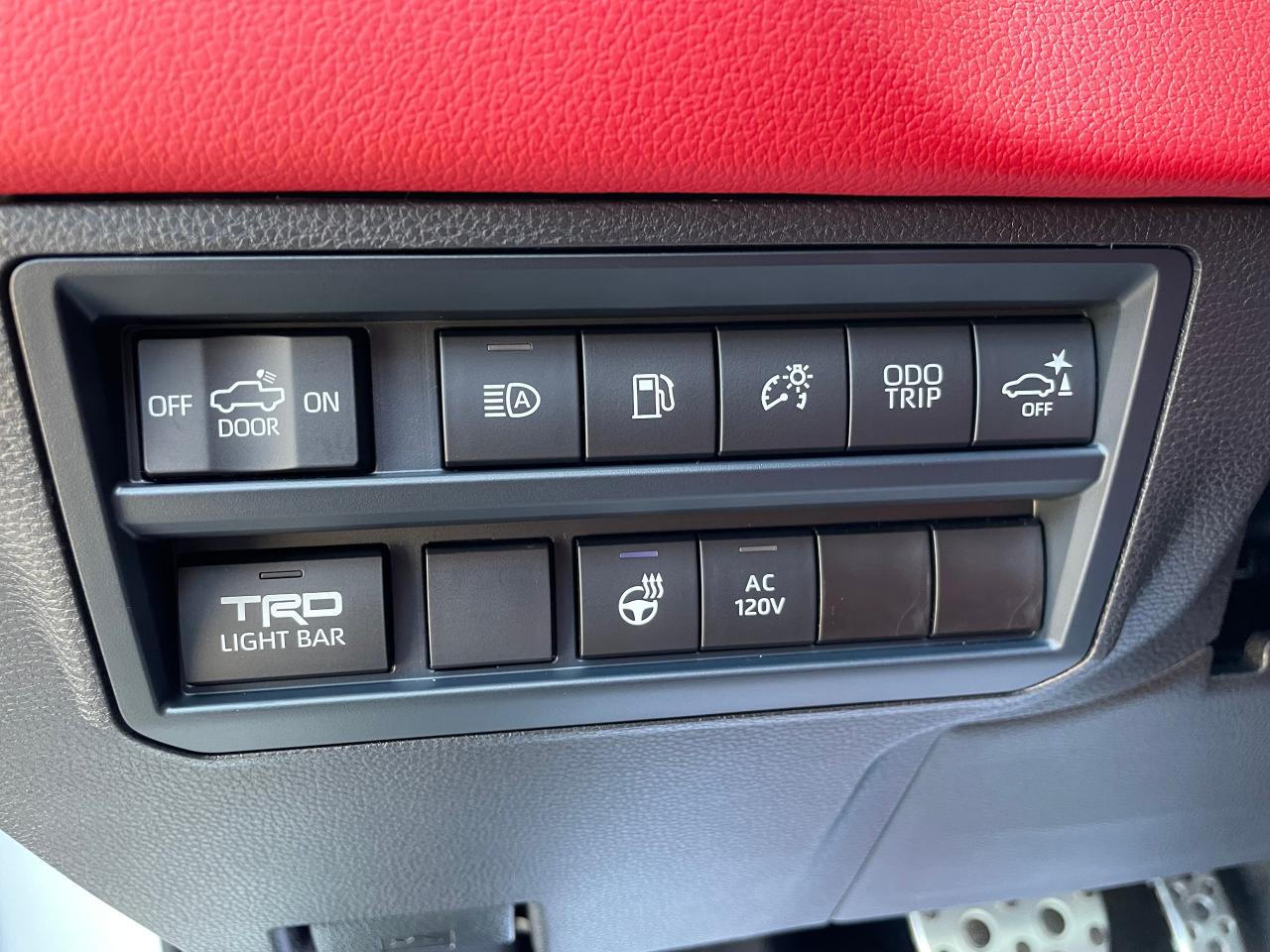 2025 Toyota Tundra Limited  Photo