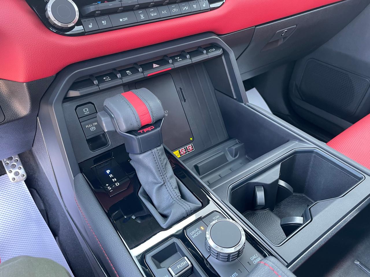 2025 Toyota Tundra Limited  Photo