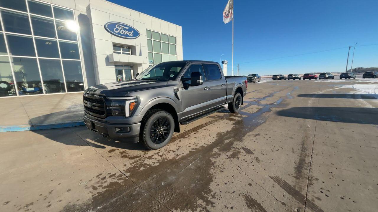 2025 Ford F-150 Lariat 4WD SuperCrew 5.5' Box Photo3