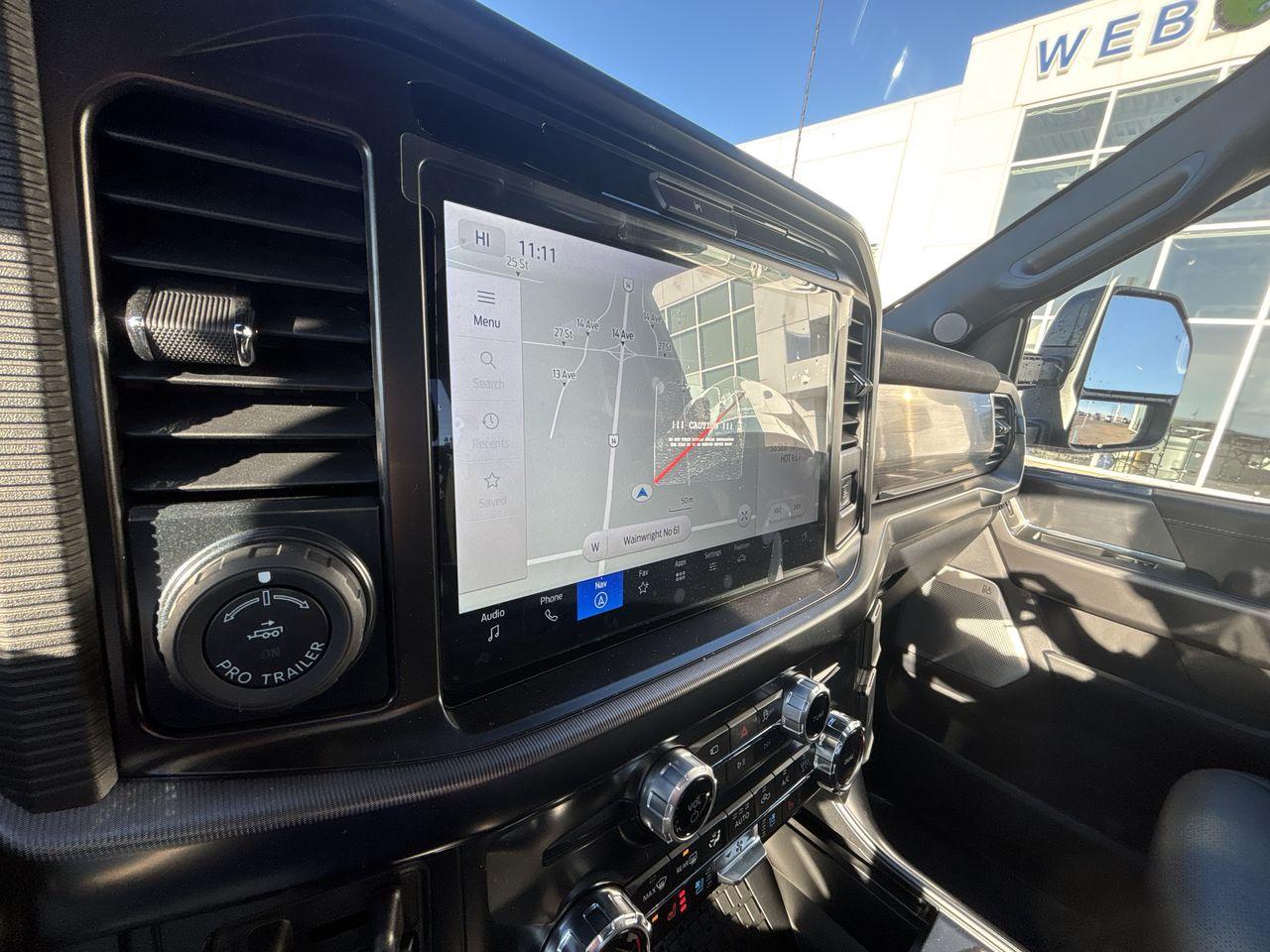 2025 Ford F-150 Lariat 4WD SuperCrew 5.5' Box Photo5