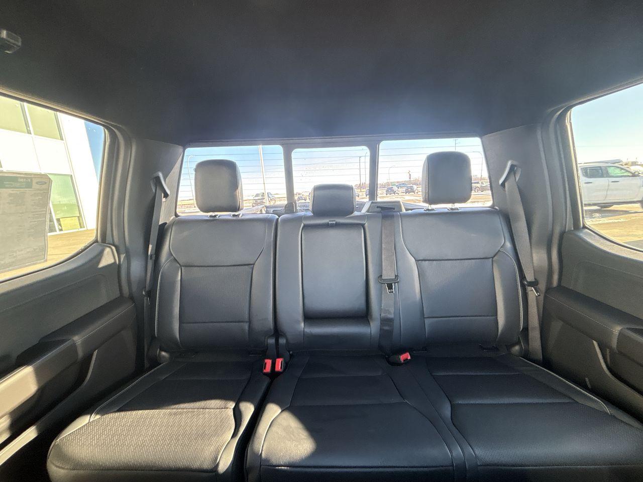 2025 Ford F-150 Lariat 4WD SuperCrew 5.5' Box Photo5