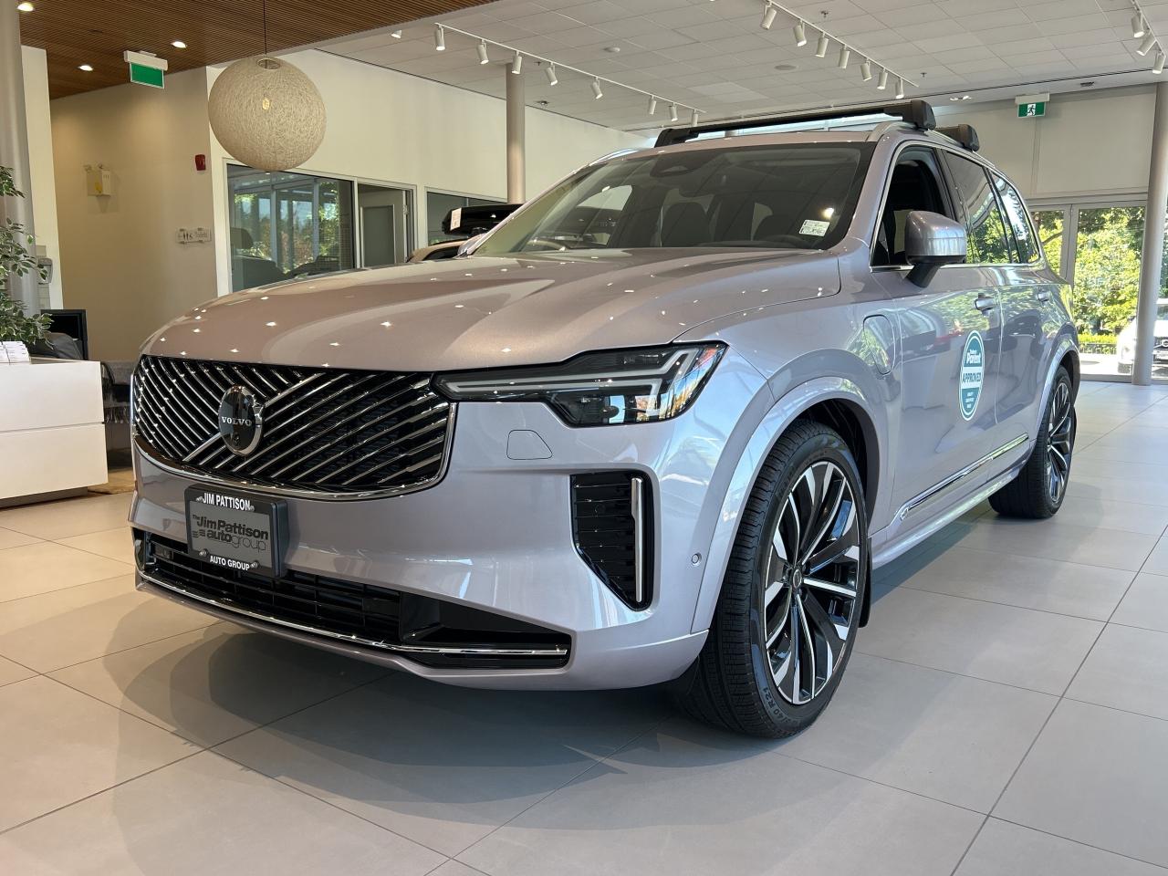 New 2026 Volvo XC90 Plug-In Hybrid T8 AWD Ultra Bright Theme 6-Seater for sale in Surrey, BC